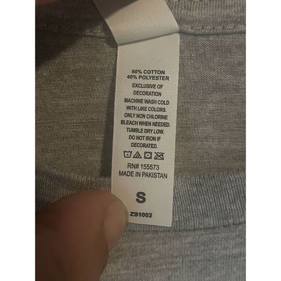 Buzz LIGHTYEAR PROPERTY OF STAR COMMAND T-SHIRT SIZE Mens Small Grey DisneyPixar - Picture 8 of 9